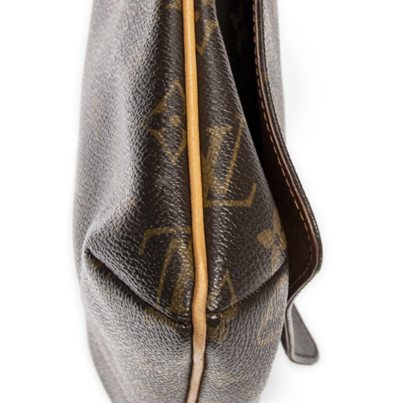 Louis Vuitton Musette Salsa - Picture 7 of 10